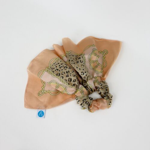 Scrunchie Remix mit Tuch