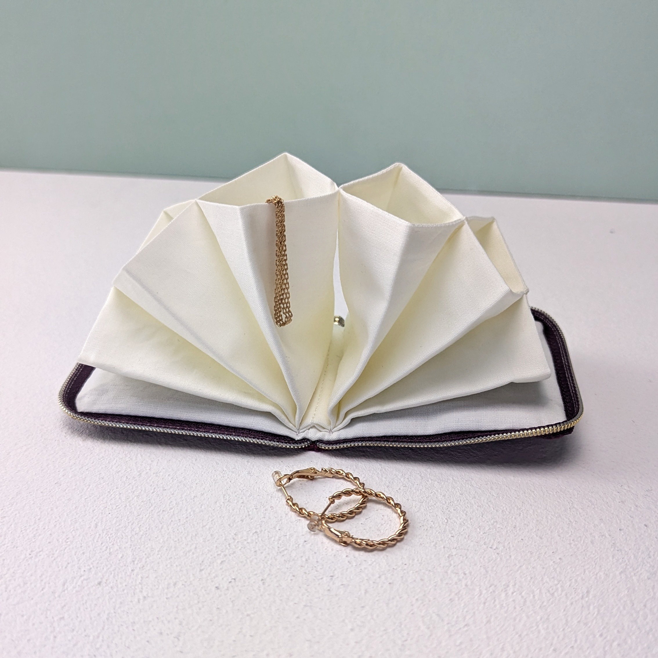 Lufthansa Schmucketui